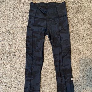 Lululemon Fast and Free 25” leggings size 2